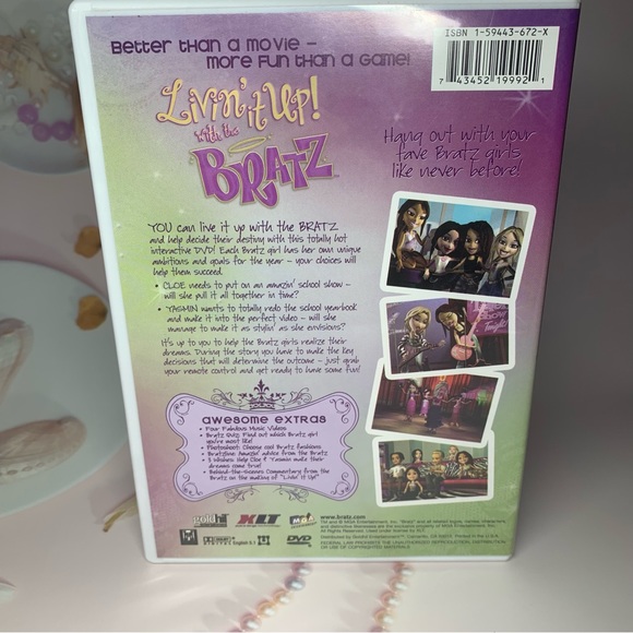 Bratz Livin it Up DVD - Picture 2 of 4